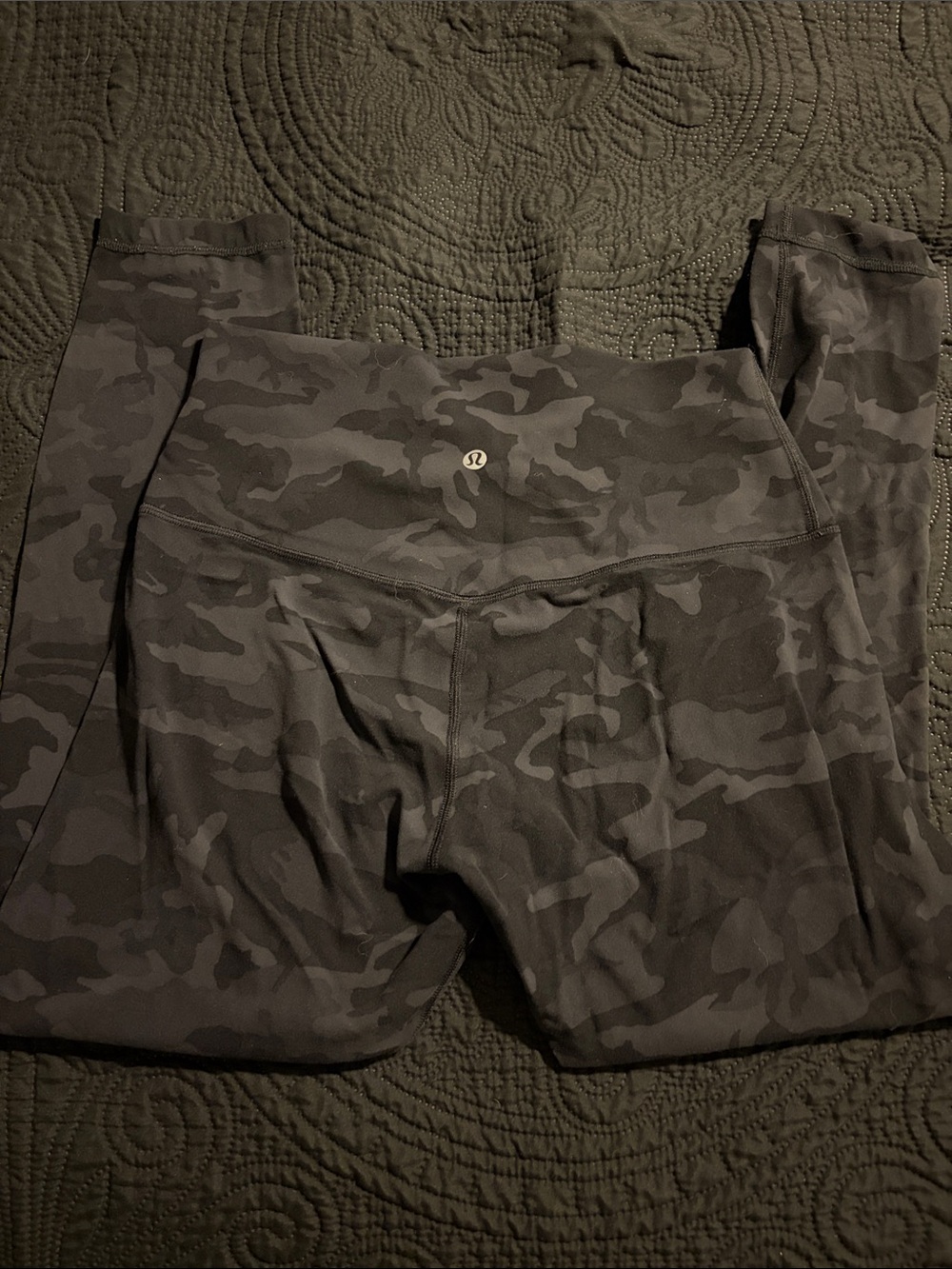 Lululemon High-Rise Camo Leggings - Dark Grey/Black